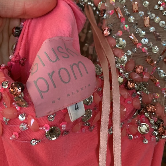 Prom Dress Pink - Picture 9 of 9